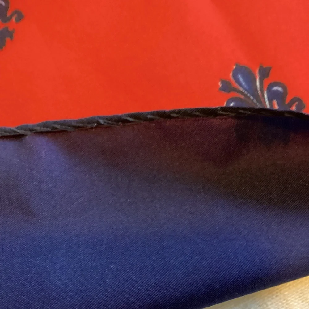 Leonardi Firenze Scarf Fleur-de-lis Pattern Red Navy Rolled Edges